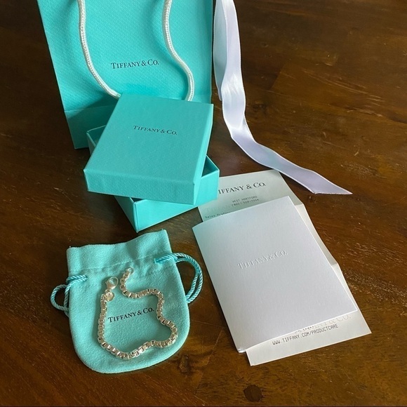 NWB Tiffany & Co. Venetian Link Bracelet Sterling Silver - Picture 10 of 12